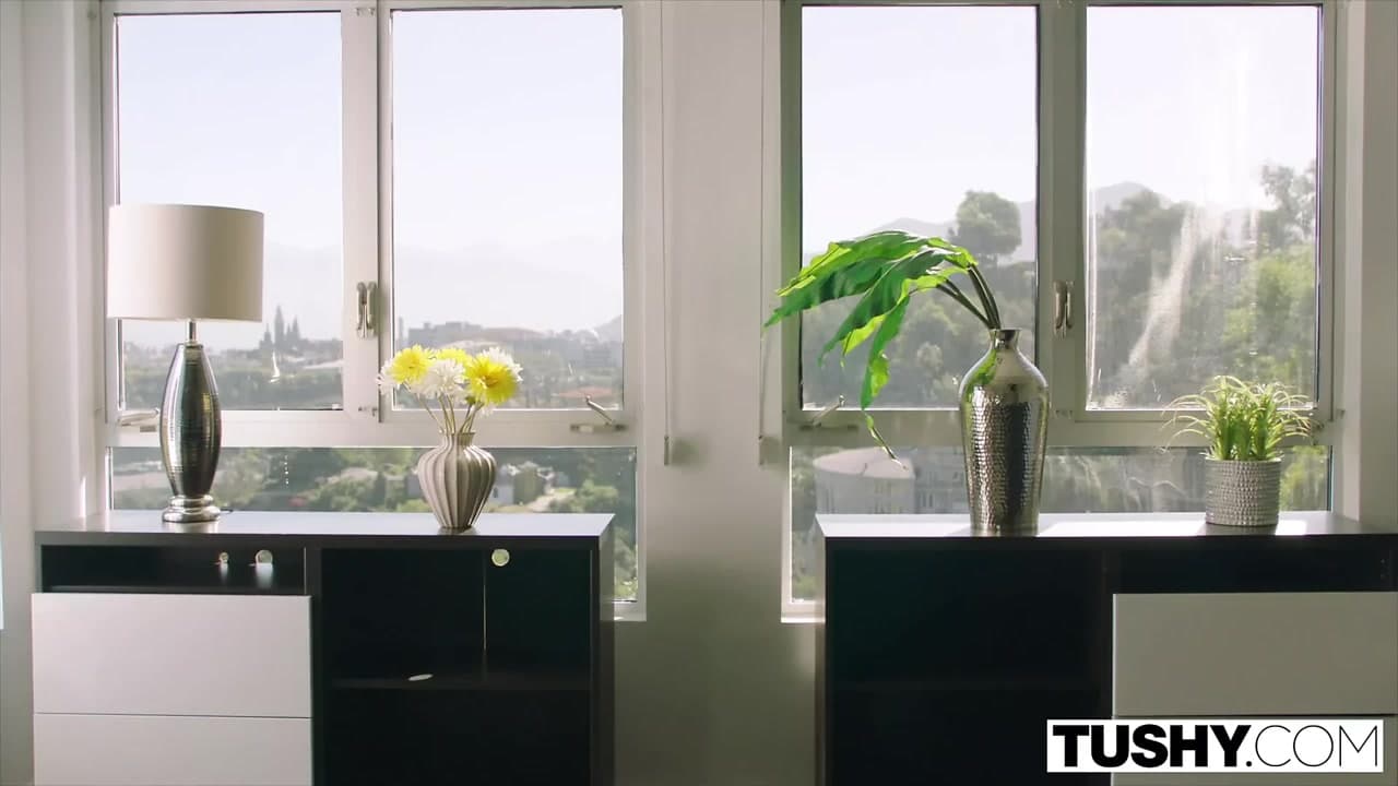 Tushy bu kolej öğrenci seviyor camming ve Başlarken esneme nöbeti m