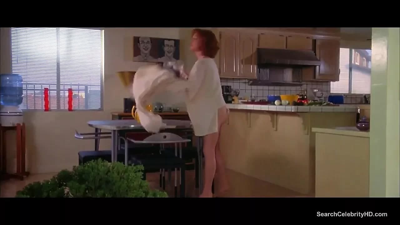 Julianne moore çıplak - kısa yollar
