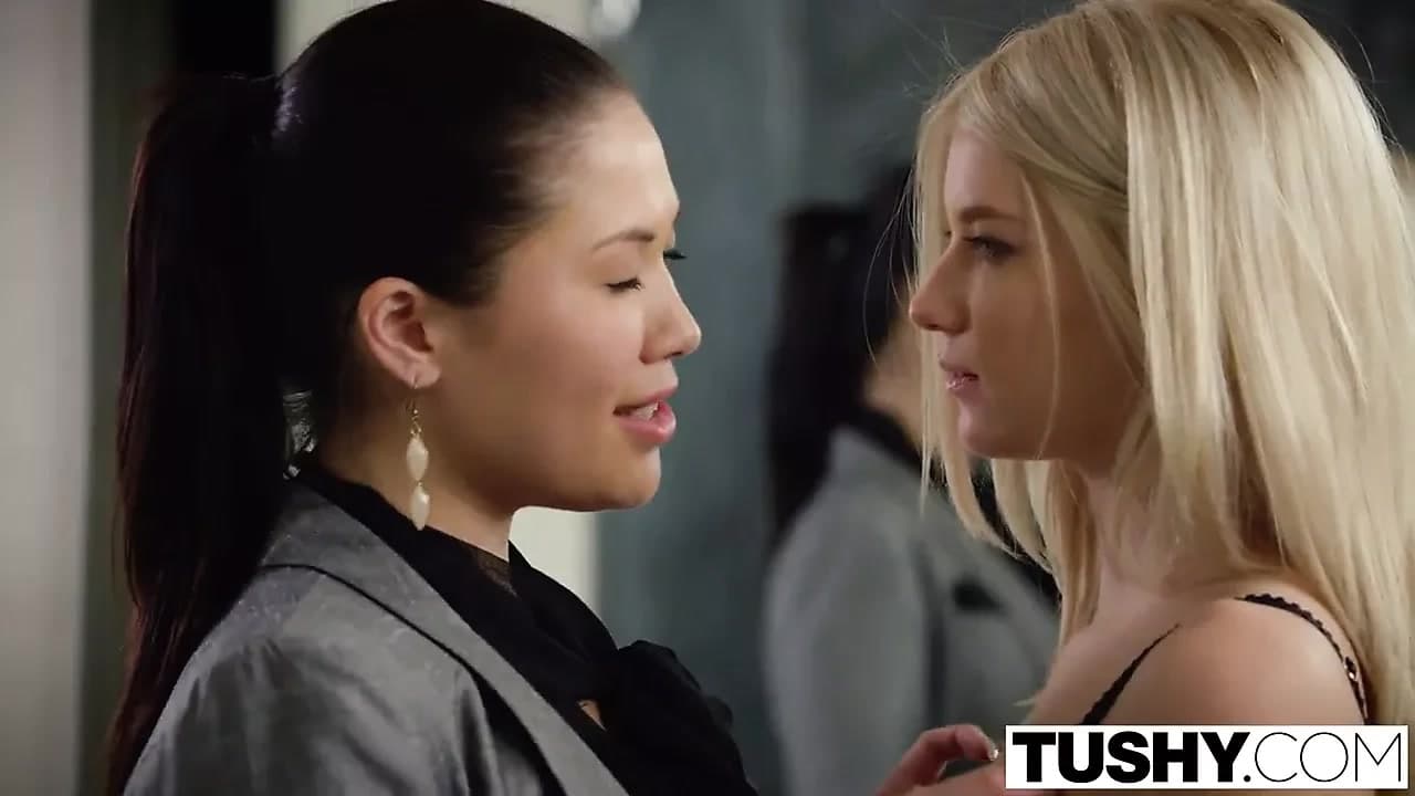Tushy - sıcak genç arya fae ilk anal alır