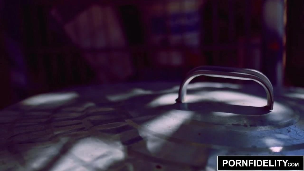 Pornfidelity - dövmeli bebek indigo ağustos anal lanet