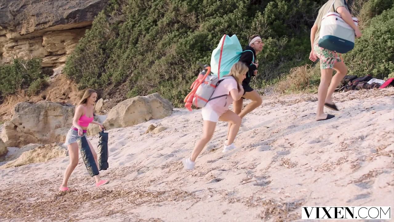 Vixen - çarpıcı sia mahsur kalırken şehvetli bir karşılaşma yaşıyor