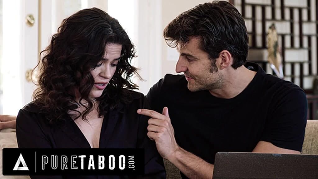 Saf tabu - sapık hatun Victoria Voxxx garip adam tarafından porno ile yakalanıyor
