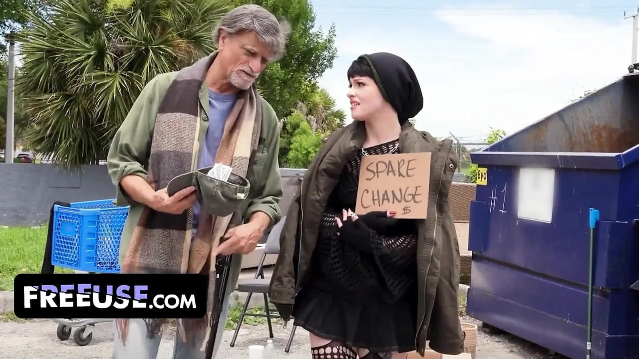 Grateful raee ripley kurtarıcısı Ethan'a tam olarak ne kadar minnettar olduğunu gösteriyor