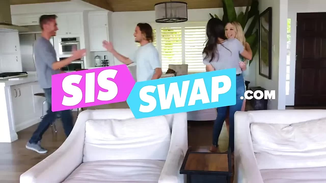 Sinsi kardeşim, kötü üvey kardeşinin kirli videolar yaptığını öğrendi