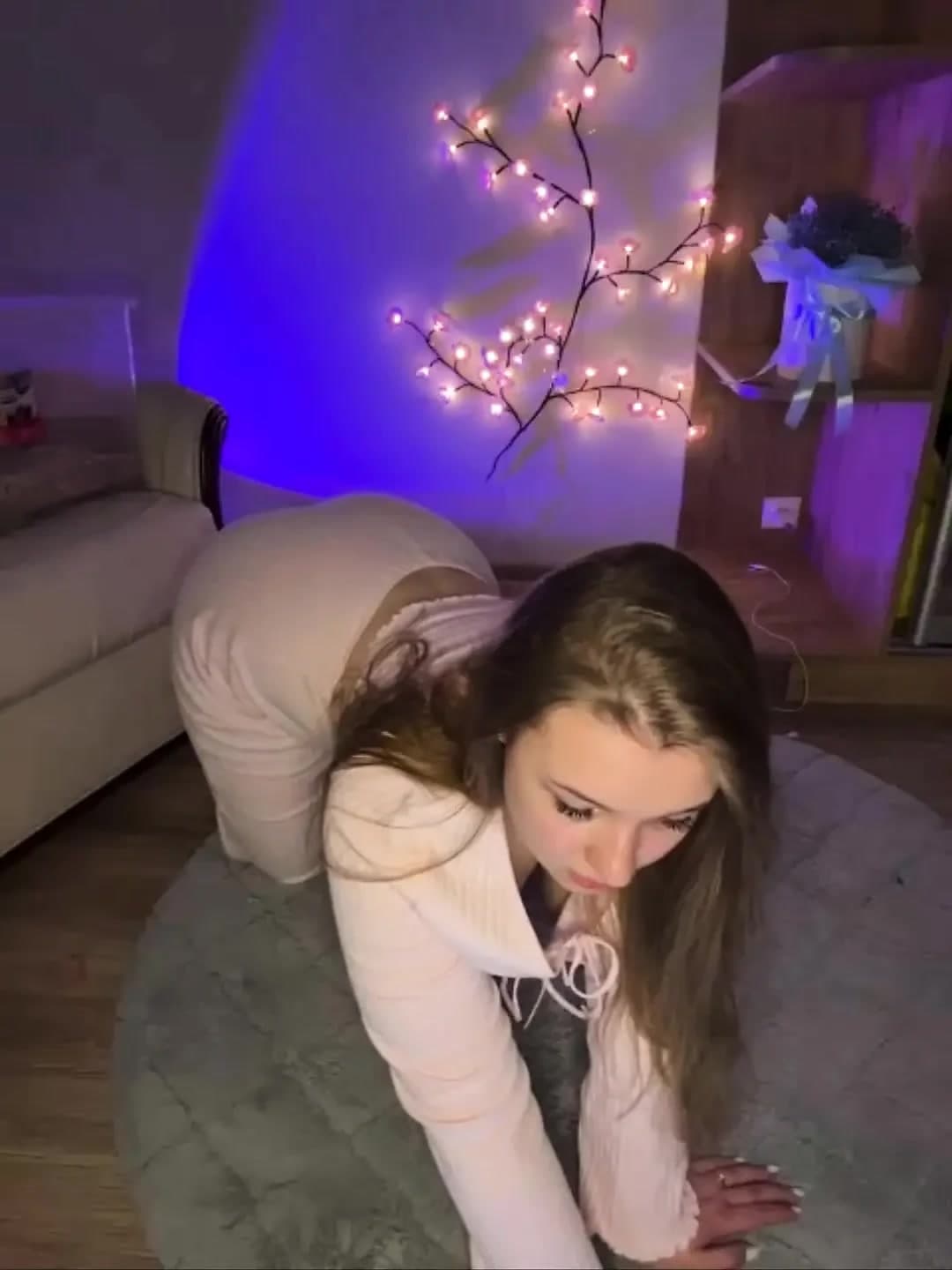 Try not to cum while jucielussie teasing you
