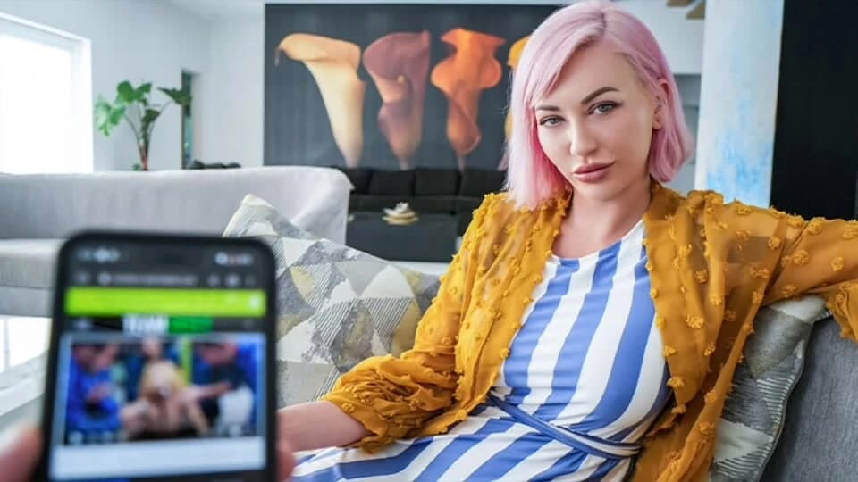 Pervmom - büyük memeli destekçi üvey anne Adira Allure üvey oğlunun tüm kirli ihtiyaçlarını karşılıyor